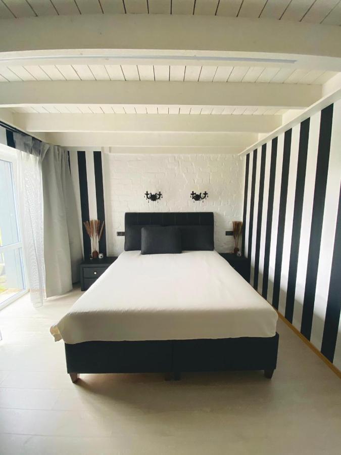 Seaside Apartments Роя Экстерьер фото